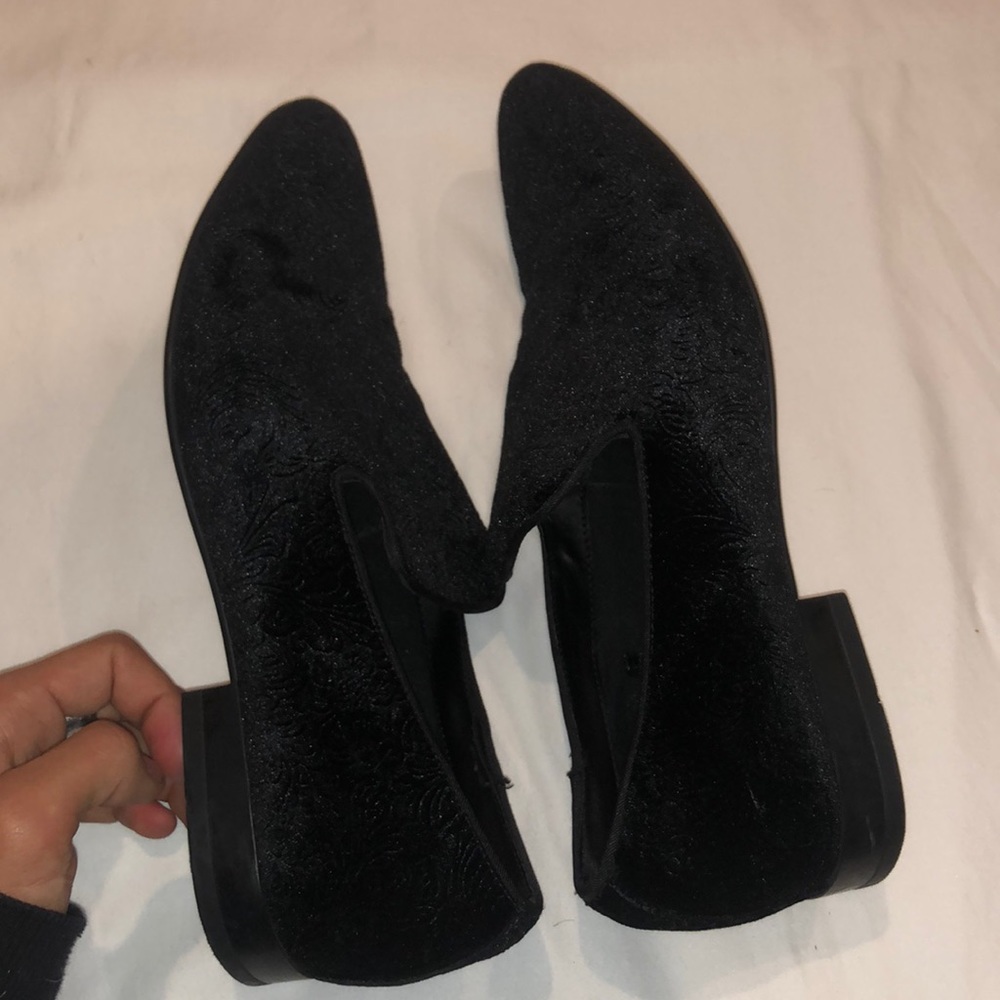 Black rose-designed loafers - Picture 3 of 5